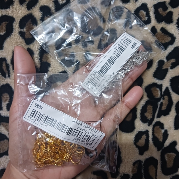 Bundle of NEW Women Hair cuff jewerly for hair - Picture 5 of 12